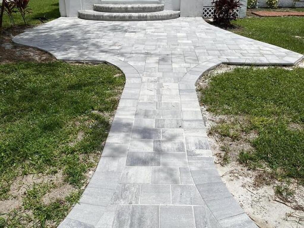 121 Circle Drive, Cocoa, FL 32922