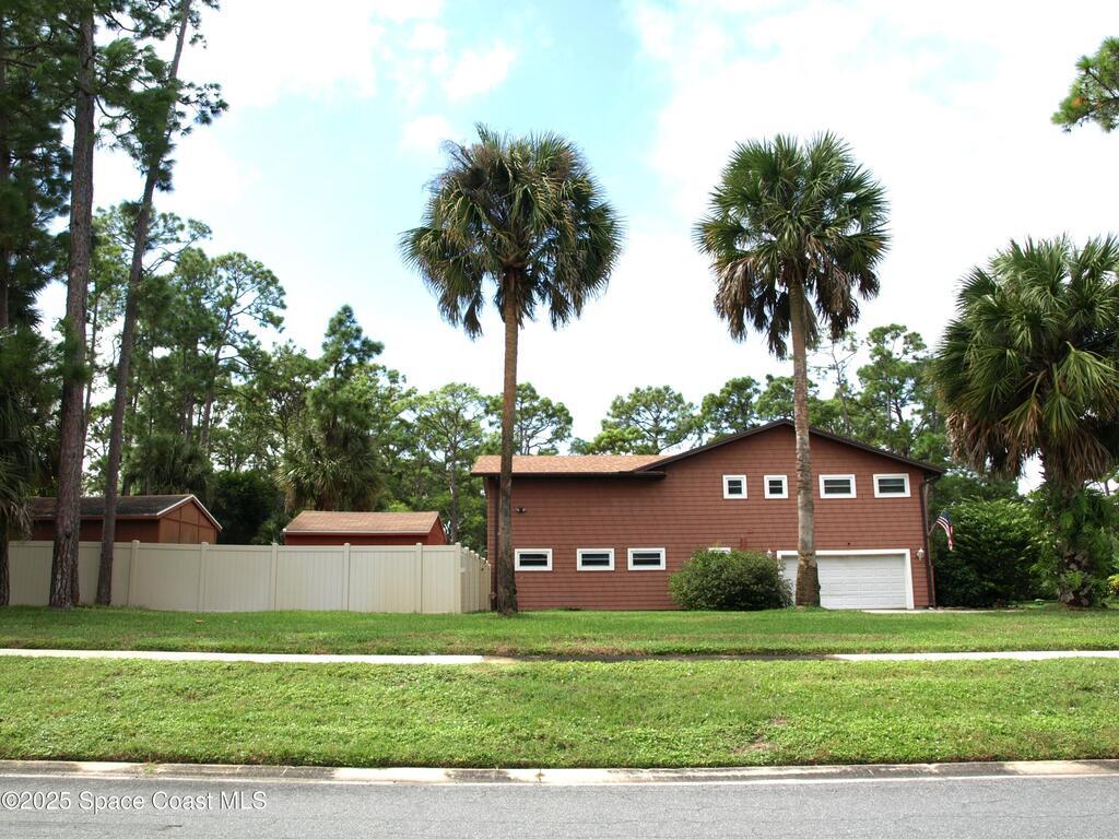 8001 Sugar Pine Drive, Melbourne, FL 32904