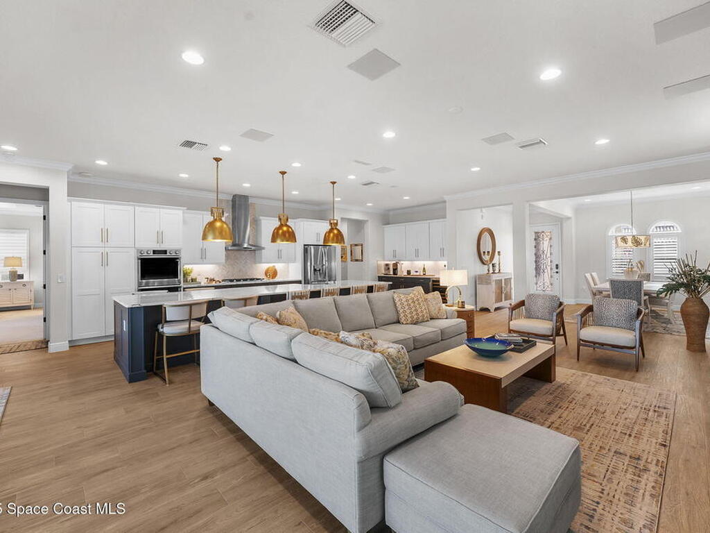 8135 Lyside Drive, Melbourne, FL 32940