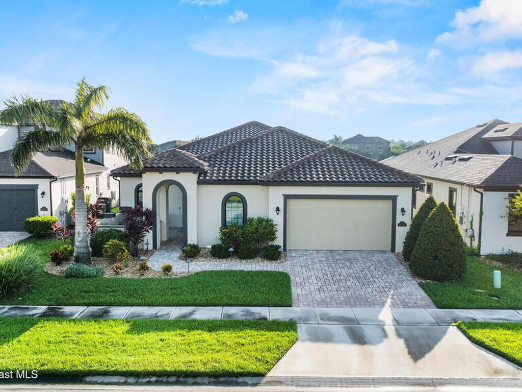 8135 Lyside Drive, Melbourne, FL 32940