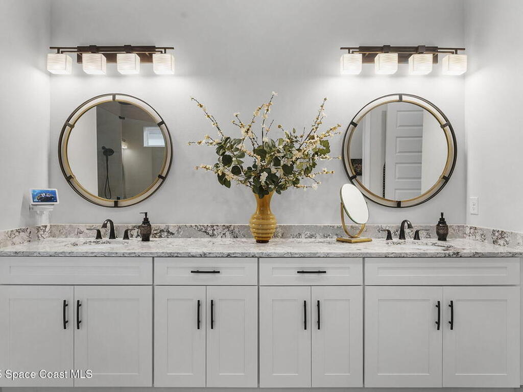 8135 Lyside Drive, Melbourne, FL 32940