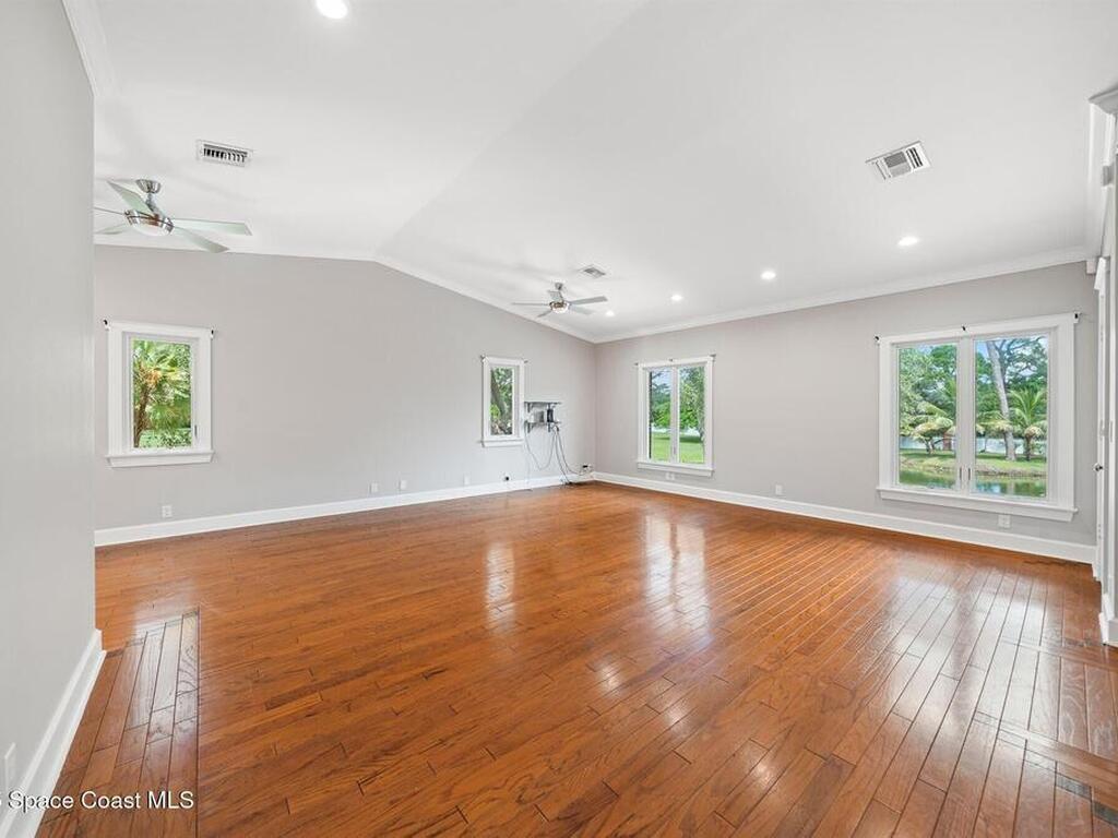 2195 S Courtenay Parkway, Merritt Island, FL 32952