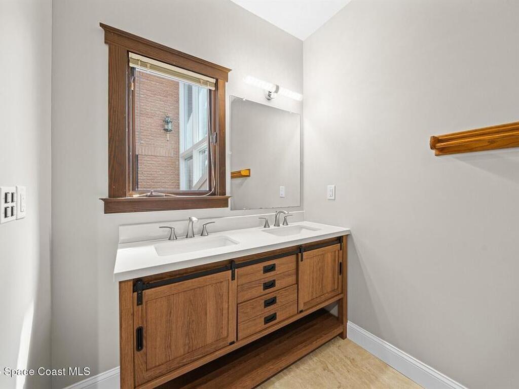 2195 S Courtenay Parkway, Merritt Island, FL 32952