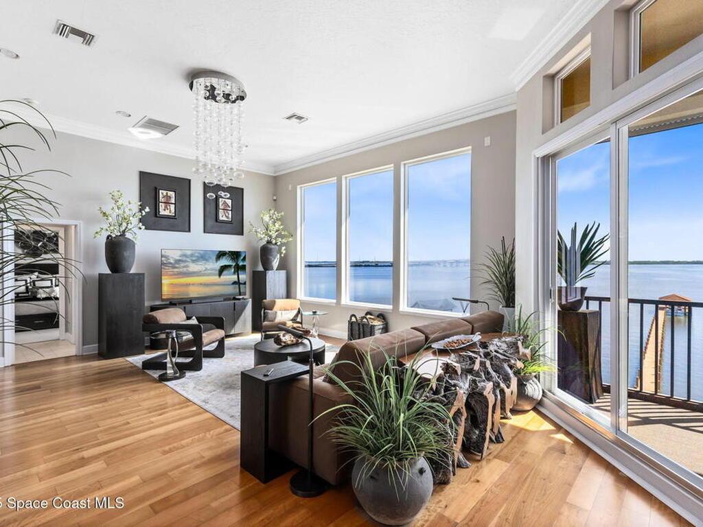 2636 N Indian River Drive, Cocoa, FL 32922