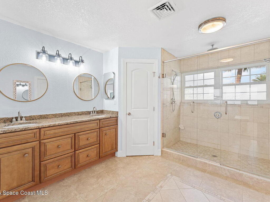 116 Cat Cay Lane, Indian Harbour Beach, FL 32937