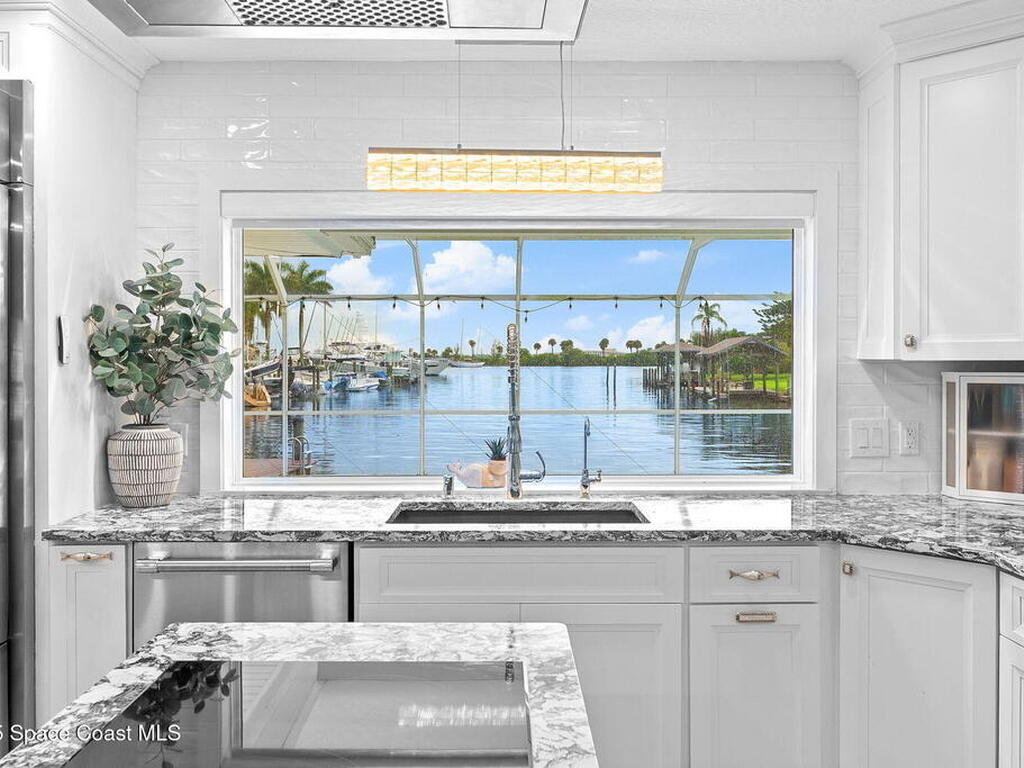 116 Cat Cay Lane, Indian Harbour Beach, FL 32937