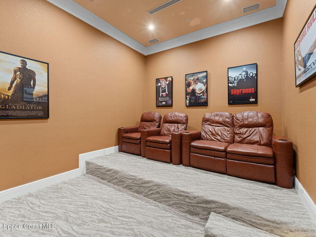 327 Lansing Island Drive, Indian Harbour Beach, FL 32937