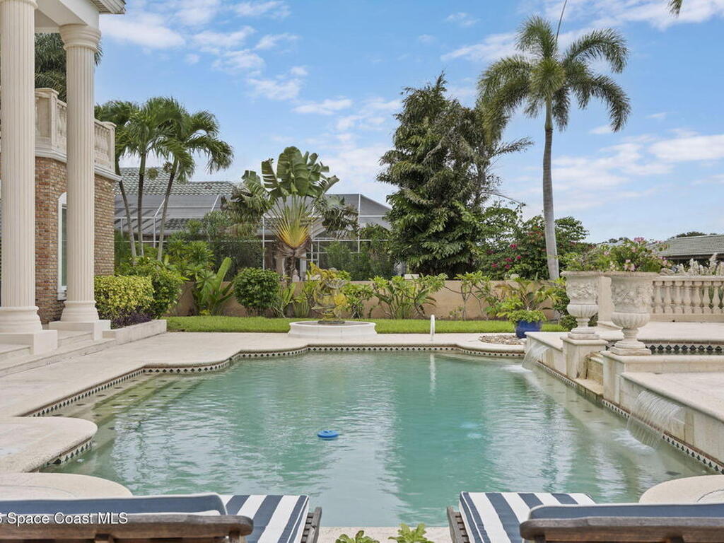 142 Lansing Island Drive, Indian Harbour Beach, FL 32937