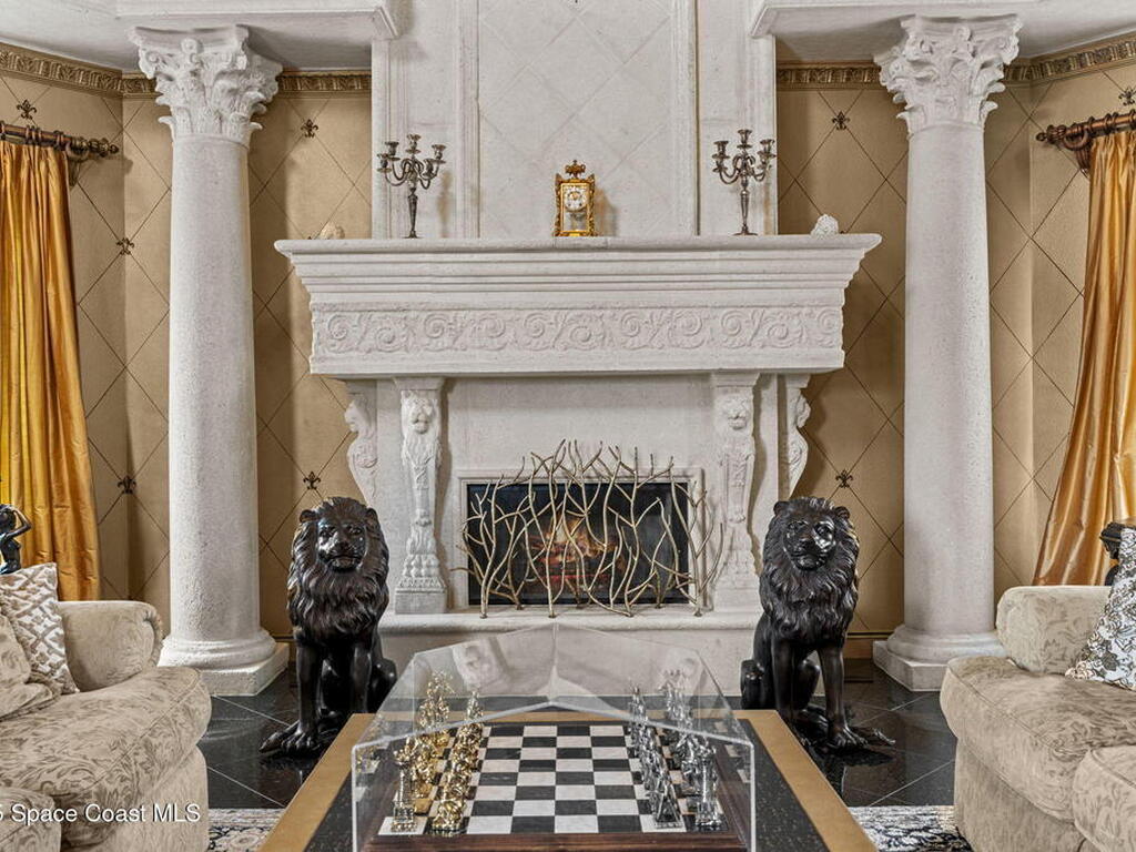 142 Lansing Island Drive, Indian Harbour Beach, FL 32937