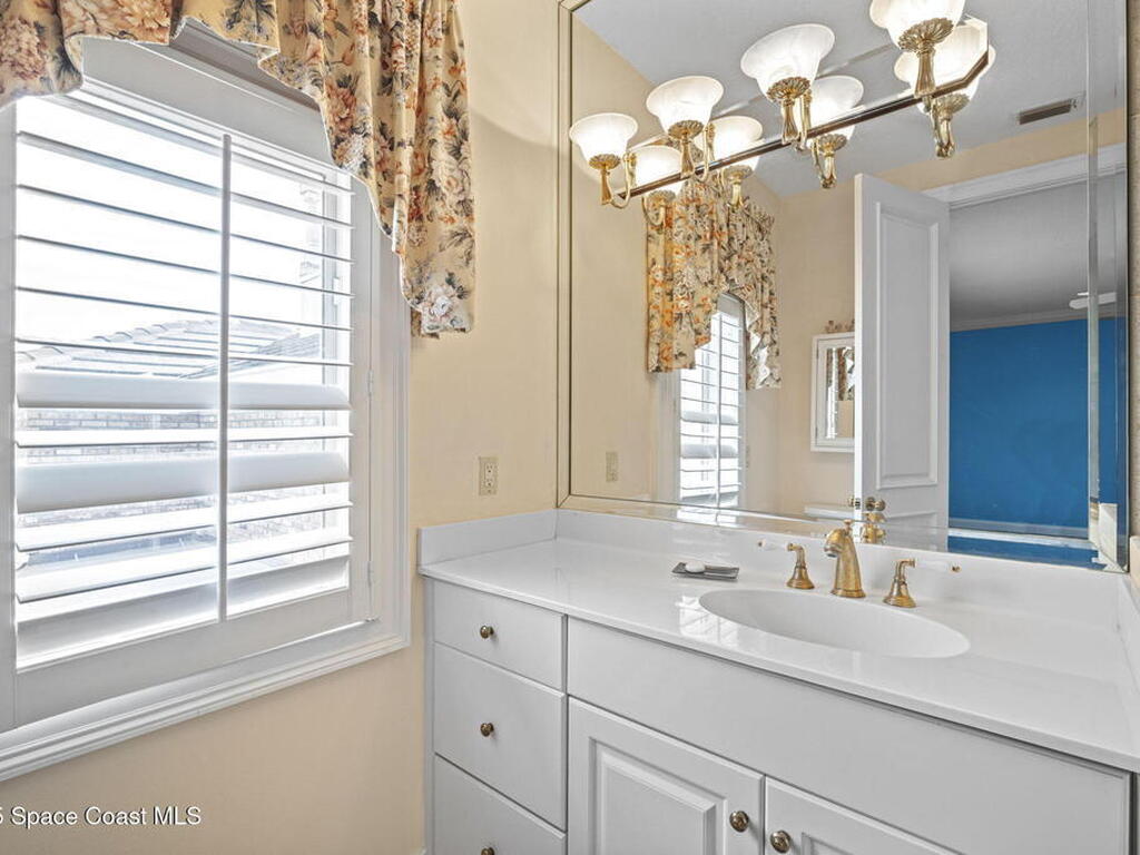 142 Lansing Island Drive, Indian Harbour Beach, FL 32937