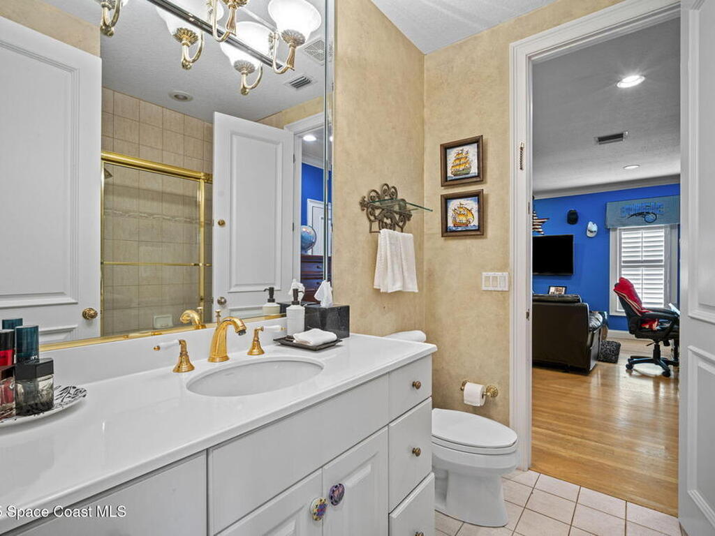 142 Lansing Island Drive, Indian Harbour Beach, FL 32937