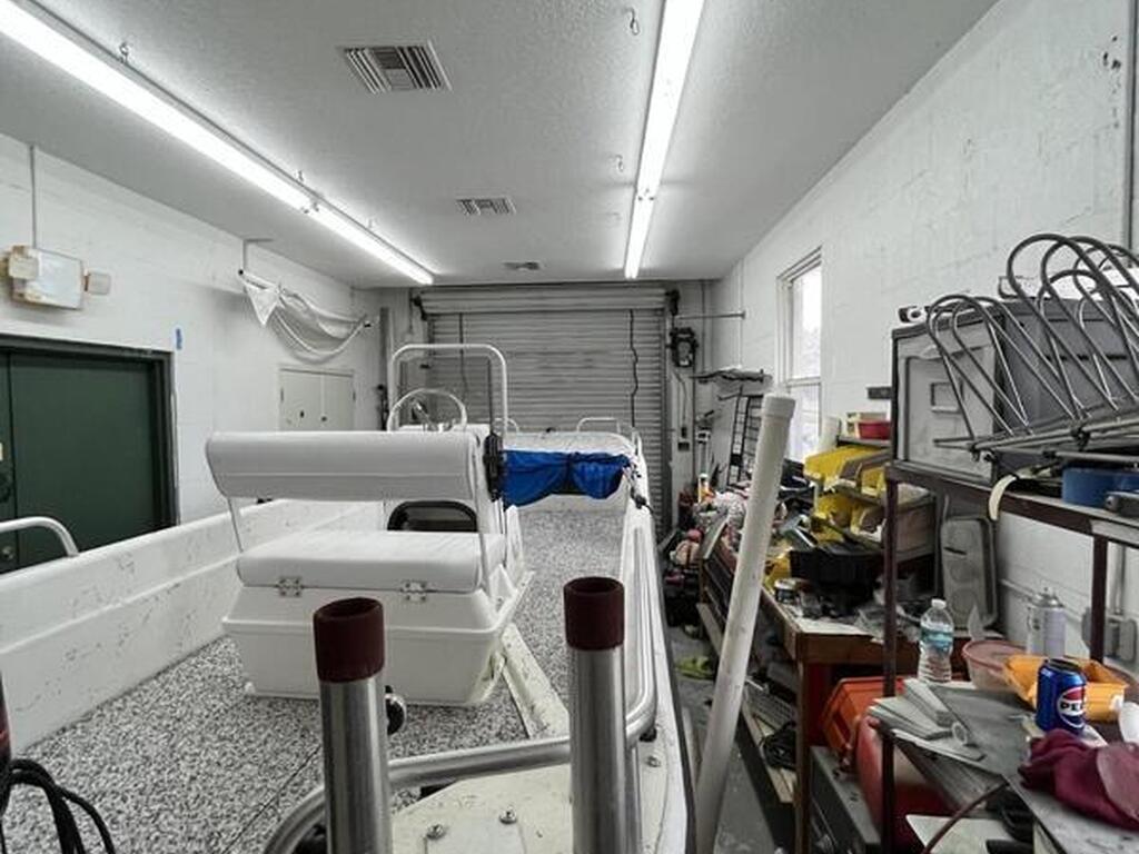 691 N Courtenay Parkway, Merritt Island, FL 32953