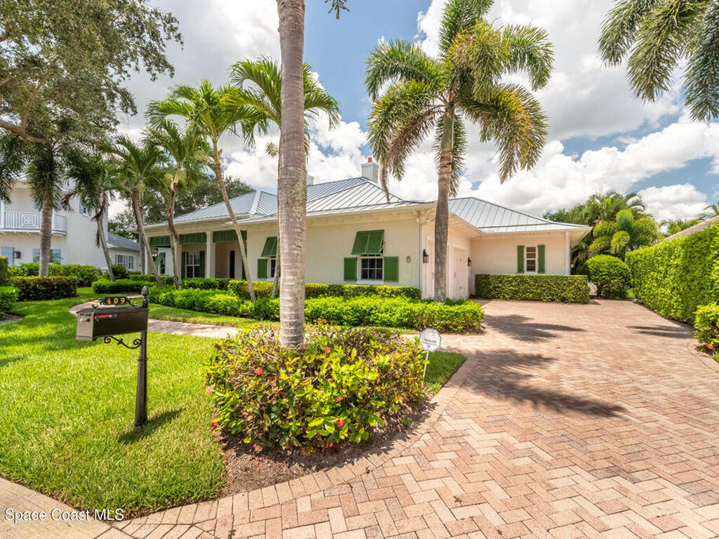 409 S Palm Island Circle, Indian River Shores, FL 32963