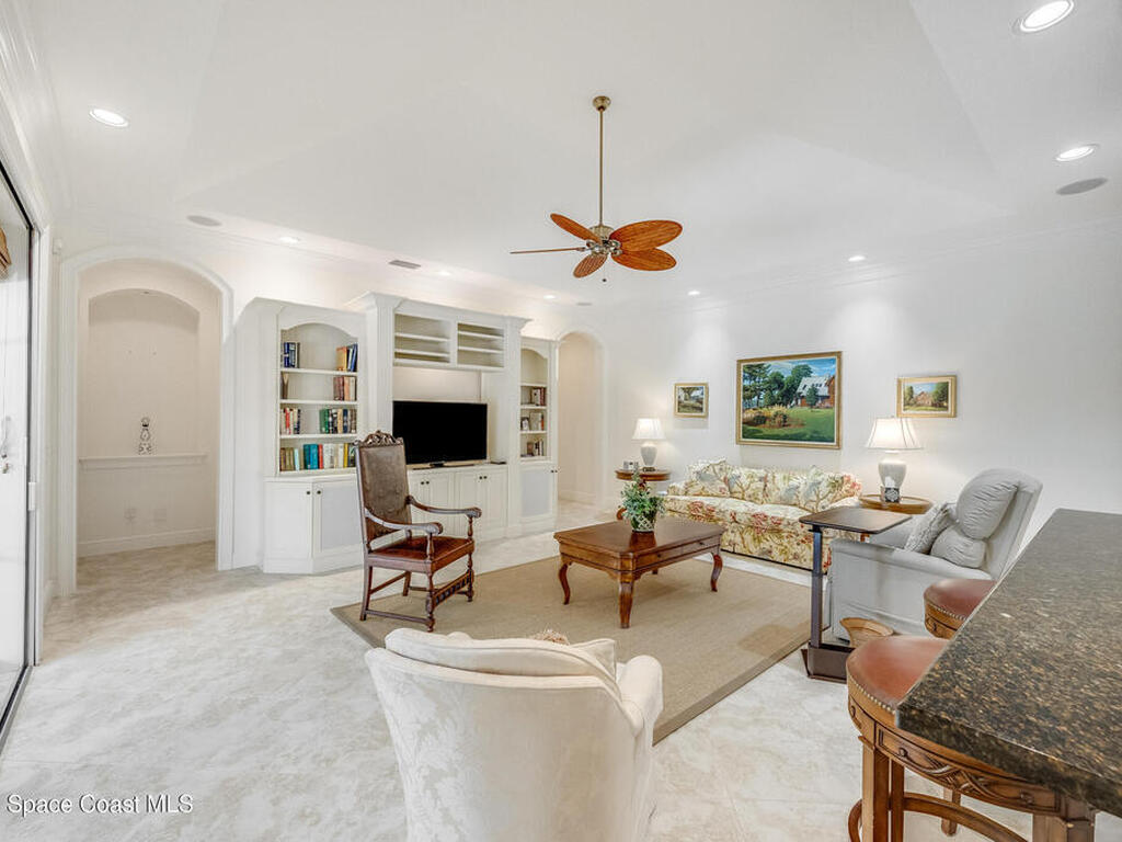 409 S Palm Island Circle, Indian River Shores, FL 32963