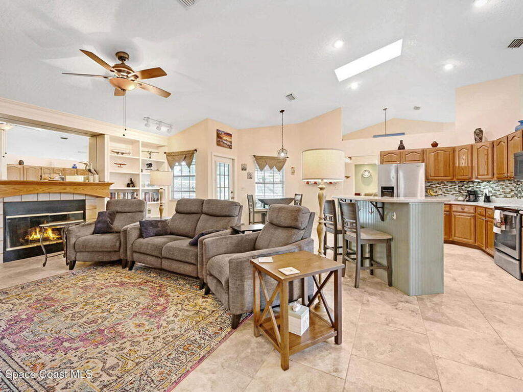 560 Spring Lake Drive, Melbourne, FL 32940