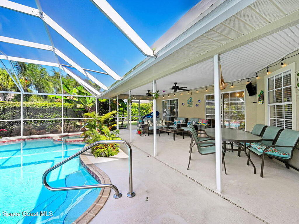 560 Spring Lake Drive, Melbourne, FL 32940