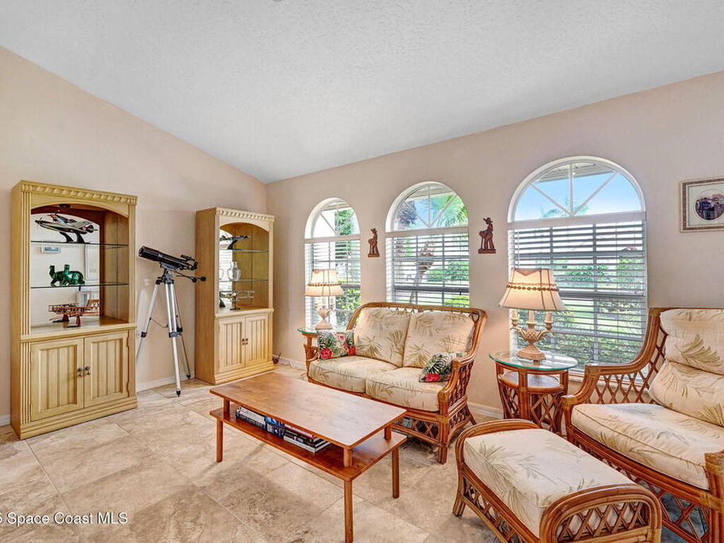 560 Spring Lake Drive, Melbourne, FL 32940