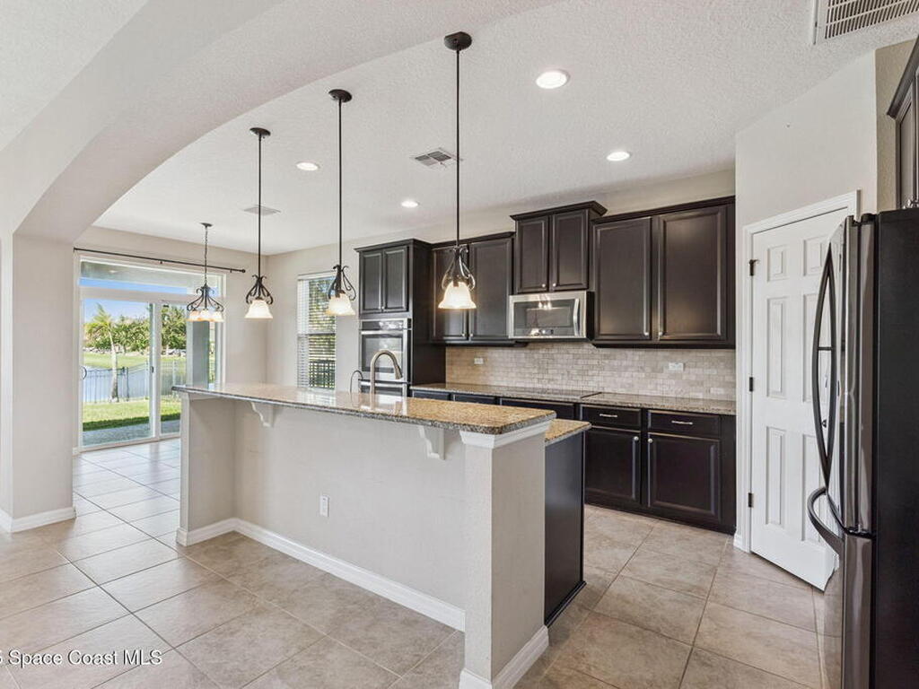 1620 Lake Parkway Drive, St. Cloud, FL 34771