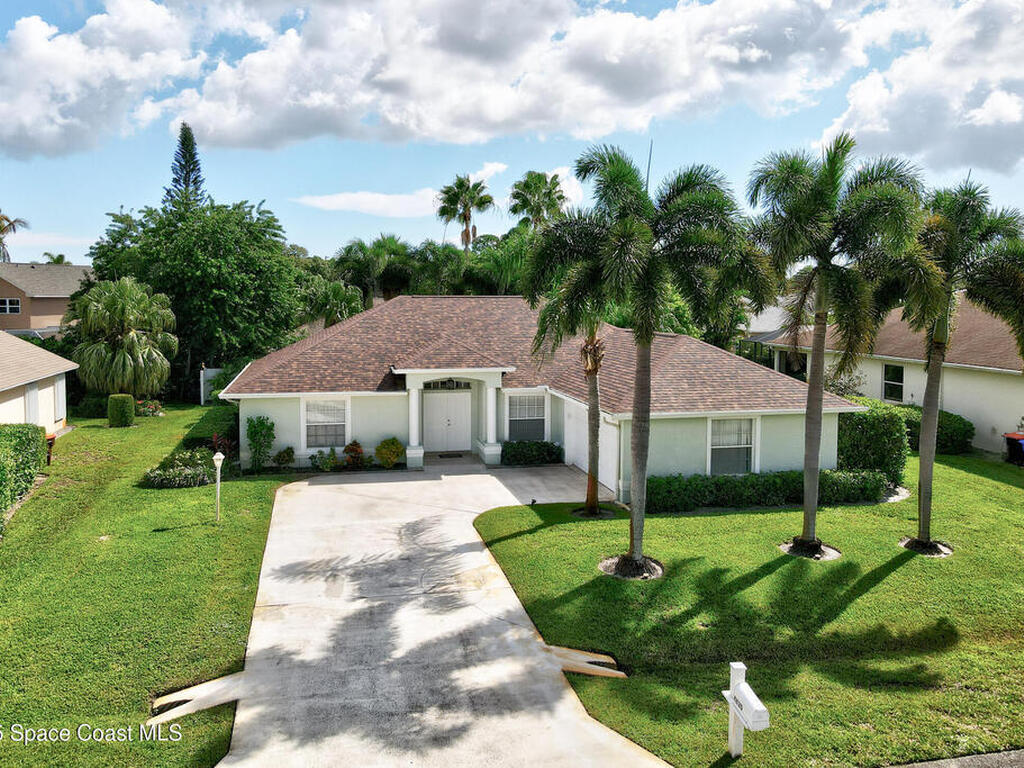 4820 48th Avenue, Vero Beach, FL 32967