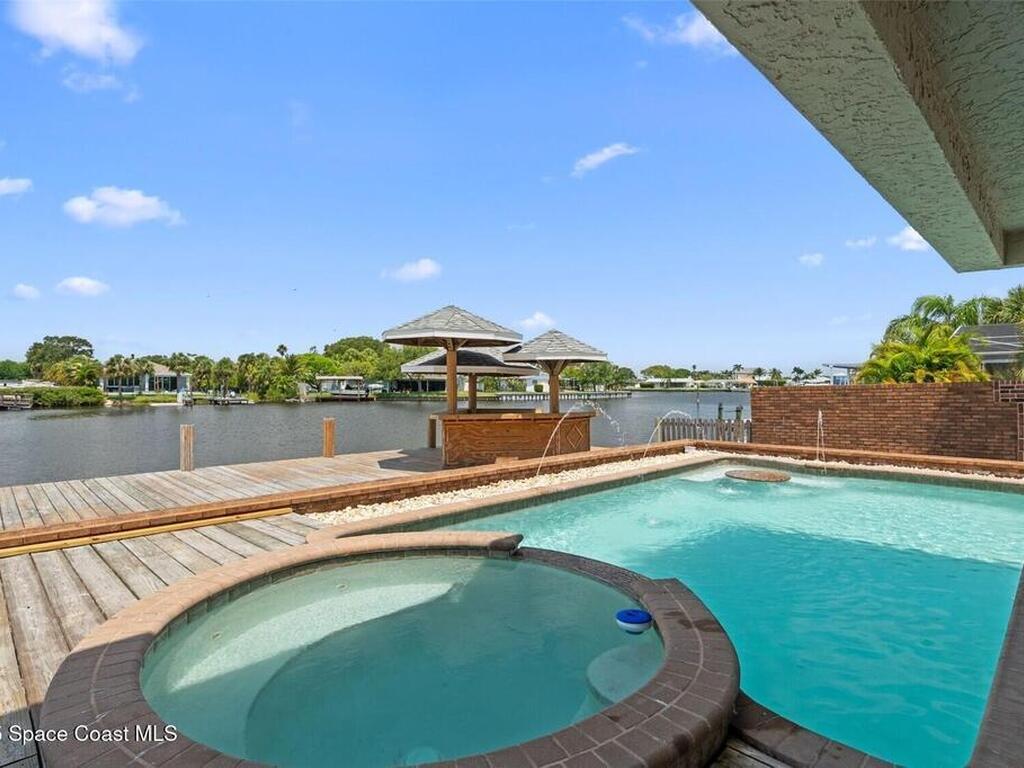 397 Milford Point Drive, Merritt Island, FL 32952