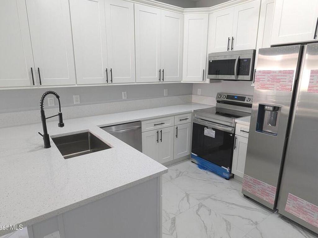 826 Middleton Drive, Vero Beach, FL 32962