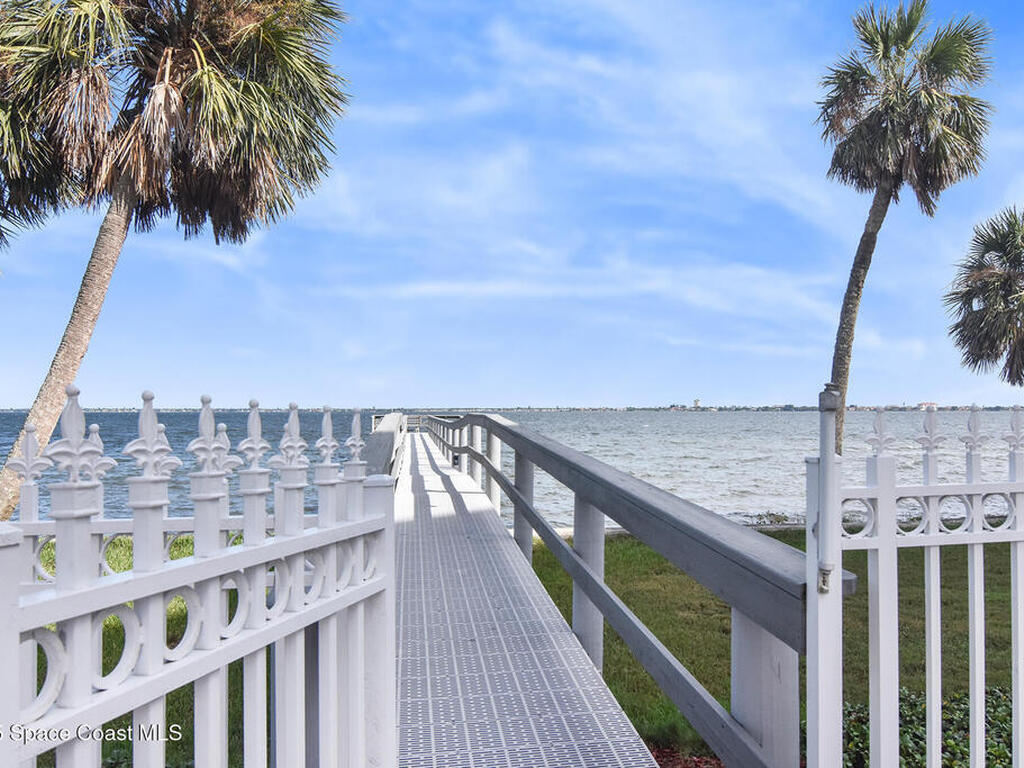 4975 Dixie Highway, Palm Bay, FL 32905