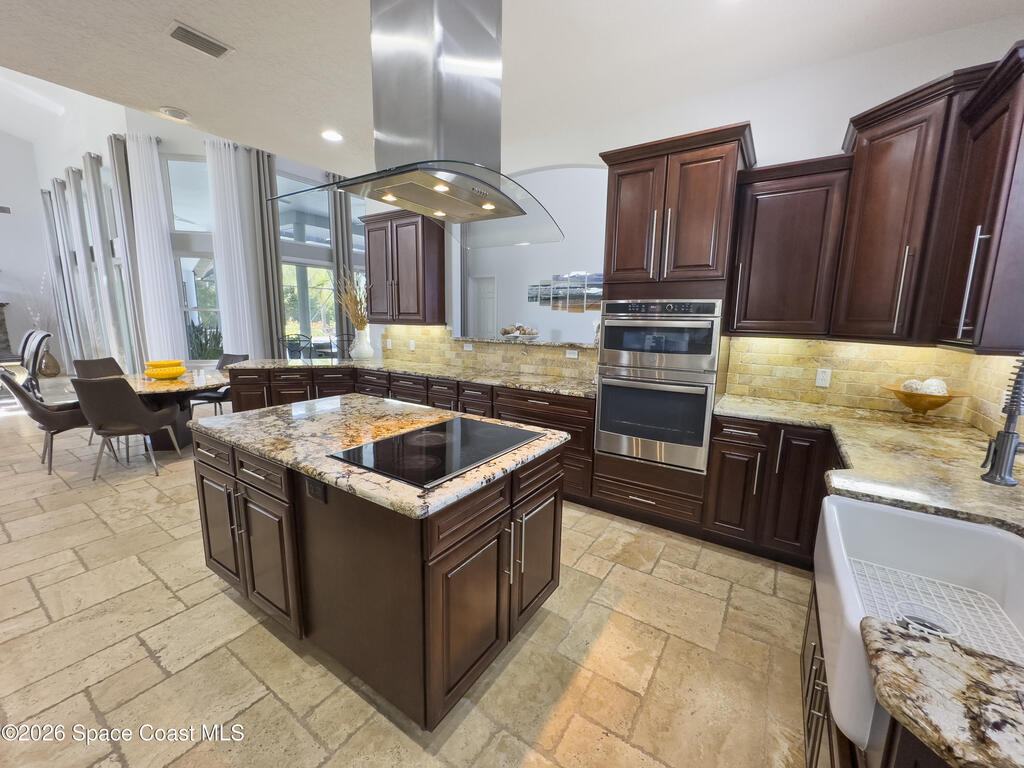 4762 Blossom Ridge Place, Grant, FL 32949