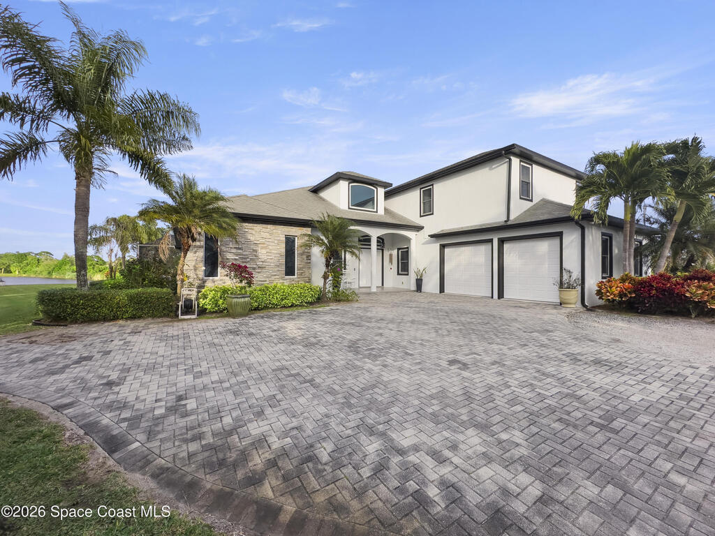 4762 Blossom Ridge Place, Grant, FL 32949