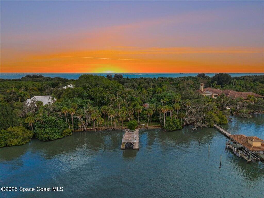 6555 S Tropical Trail, Merritt Island, FL 32952