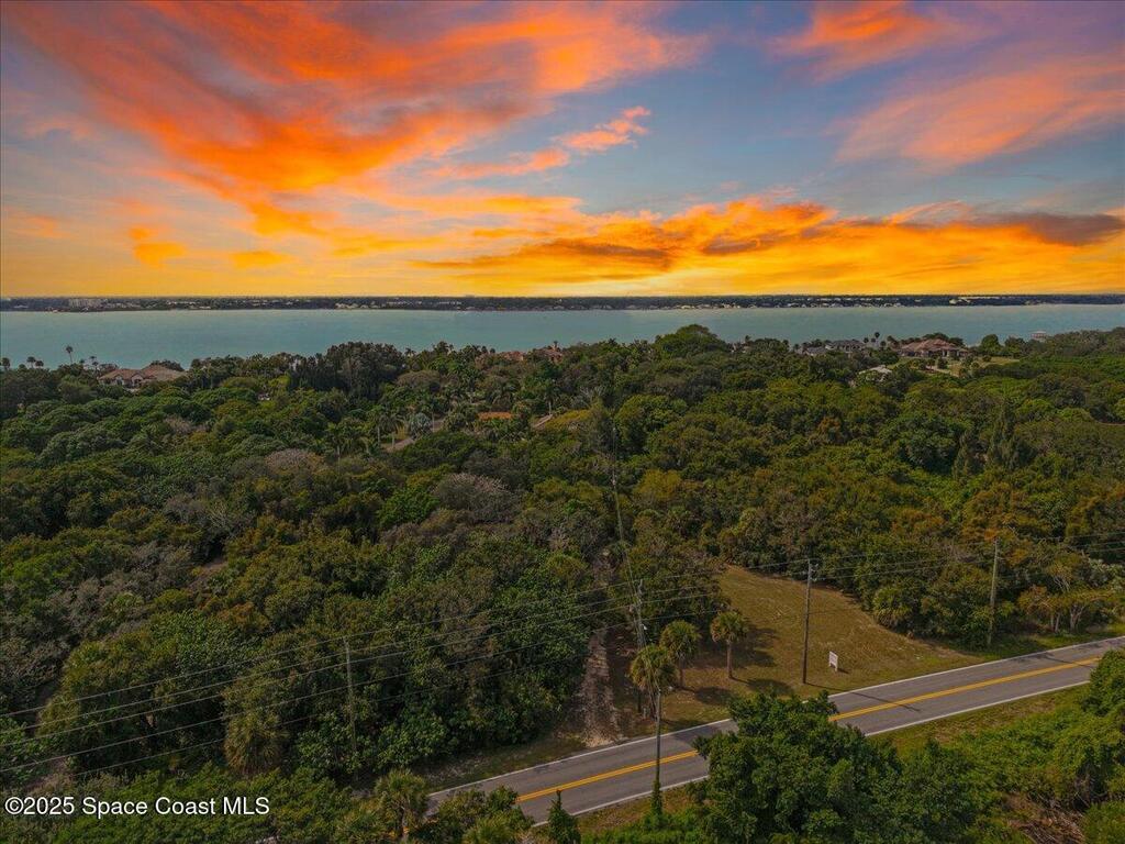 6555 S Tropical Trail, Merritt Island, FL 32952