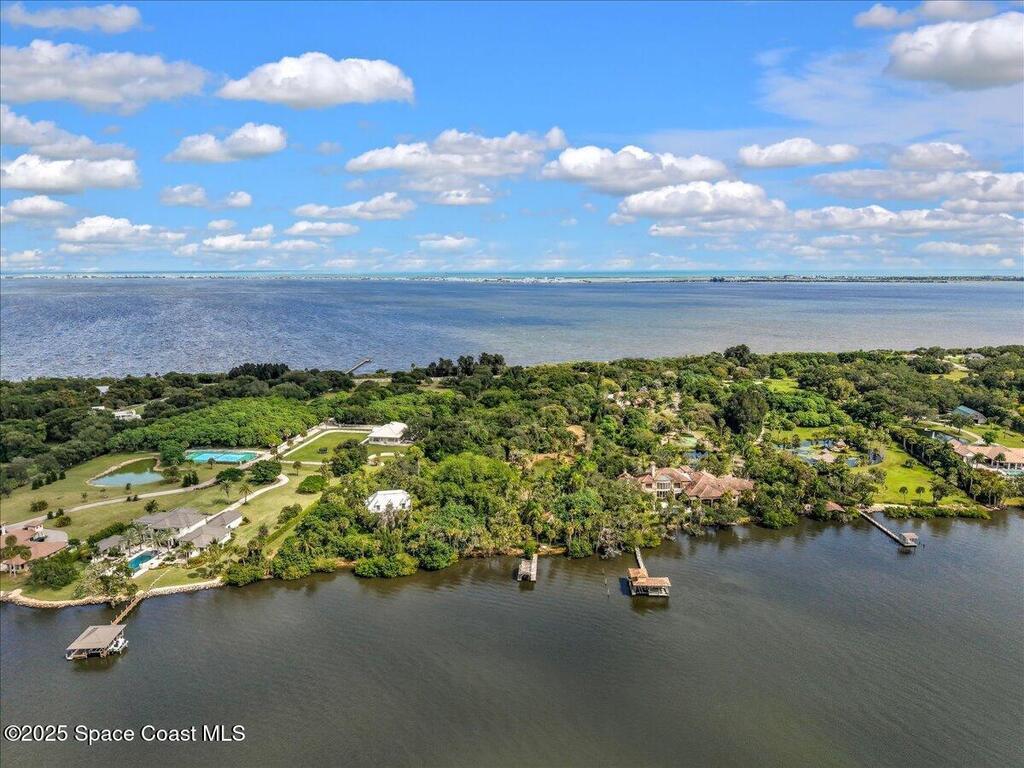 6555 S Tropical Trail, Merritt Island, FL 32952