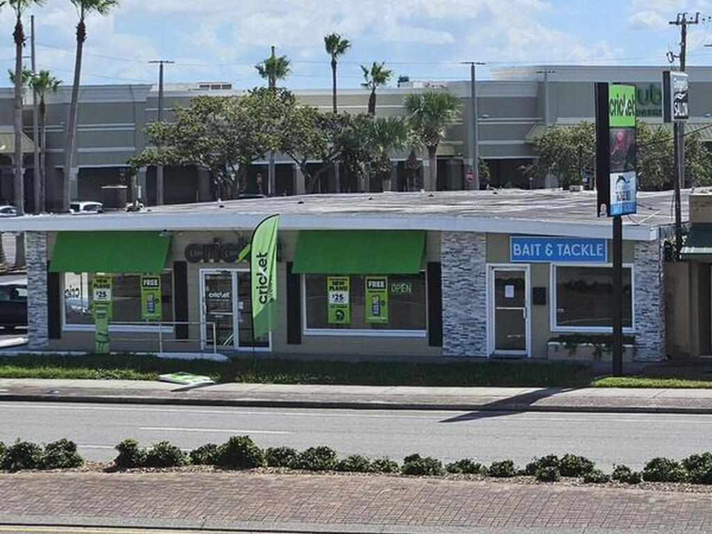 91 E Merritt Island Causeway, Merritt Island, FL 32952