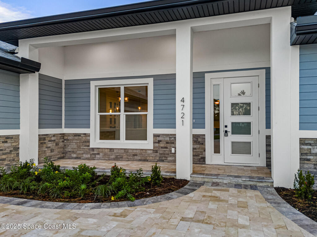 4721 Blossom Ridg Place, Grant-Valkaria, FL 32949