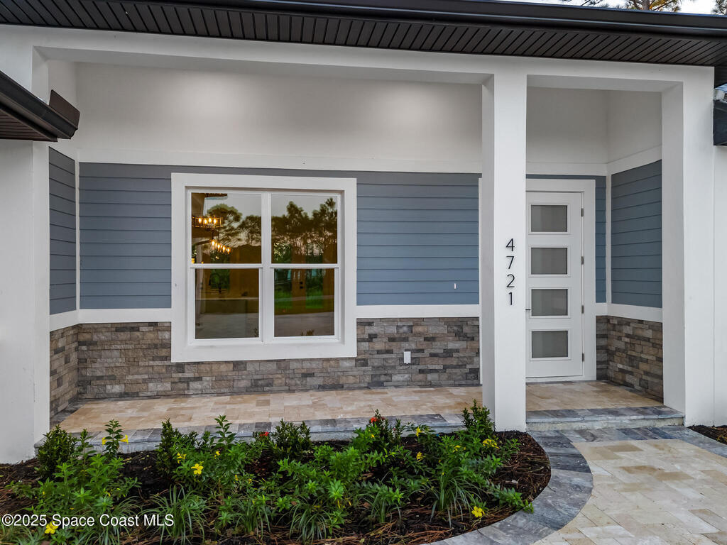 4721 Blossom Ridg Place, Grant-Valkaria, FL 32949