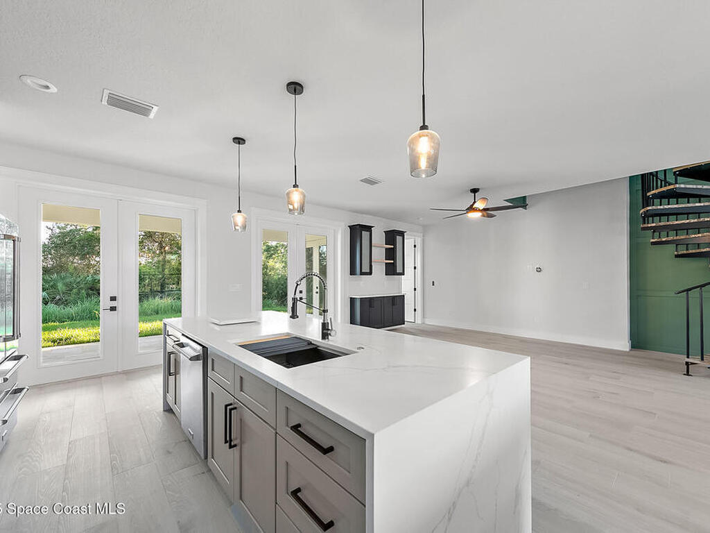 4721 Blossom Ridg Place, Grant-Valkaria, FL 32949