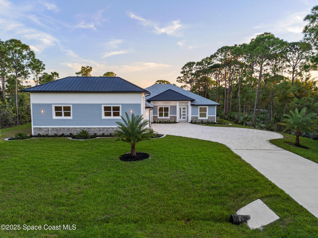 4721 Blossom Ridg Place, Grant-Valkaria, FL 32949