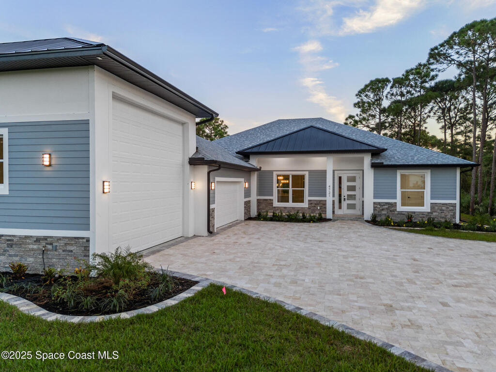 4721 Blossom Ridg Place, Grant-Valkaria, FL 32949