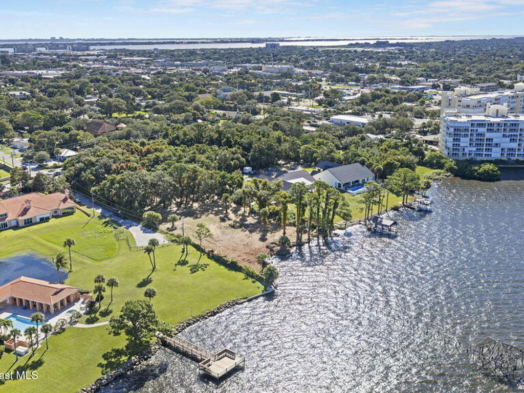 Merritt Avenue, Merritt Island, FL 32953