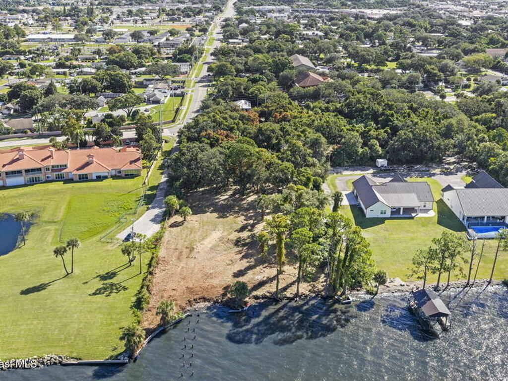 Merritt Avenue, Merritt Island, FL 32953