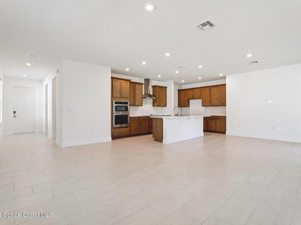 1004 Connolly Lane, Palm Bay, FL 32905