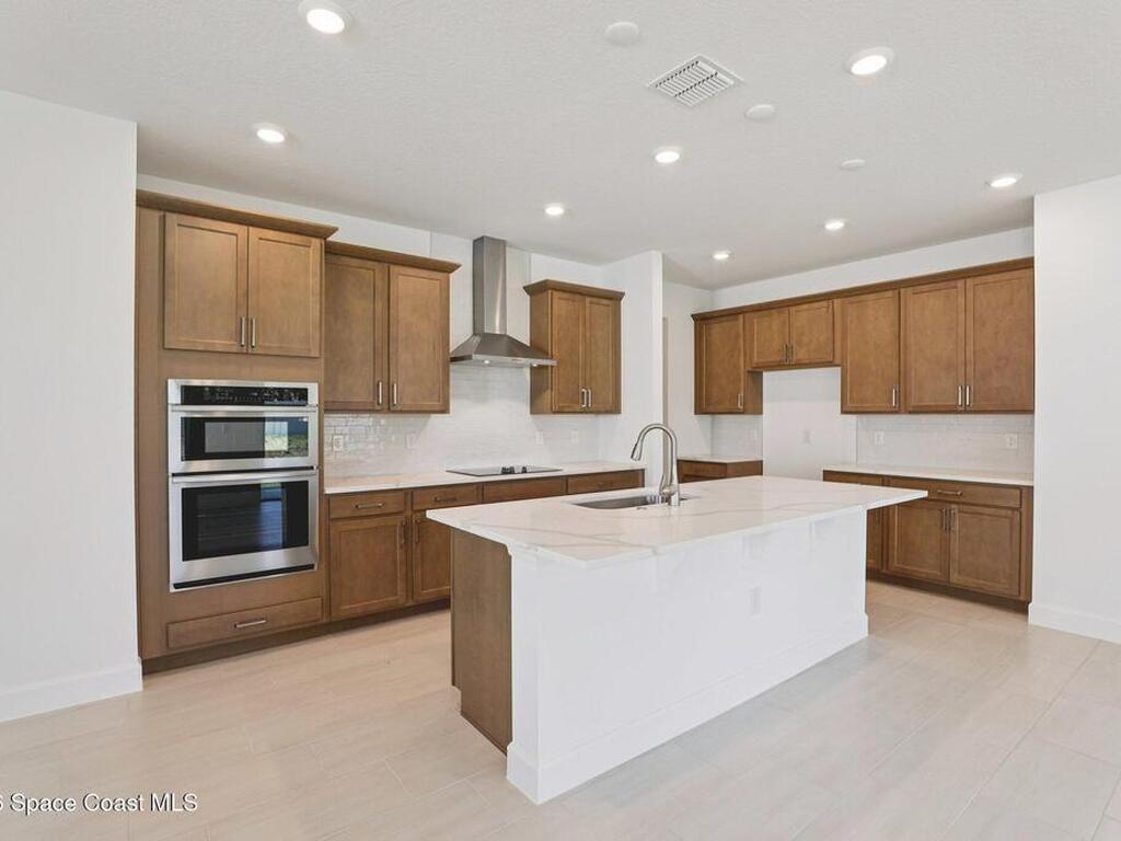 1004 Connolly Lane, Palm Bay, FL 32905