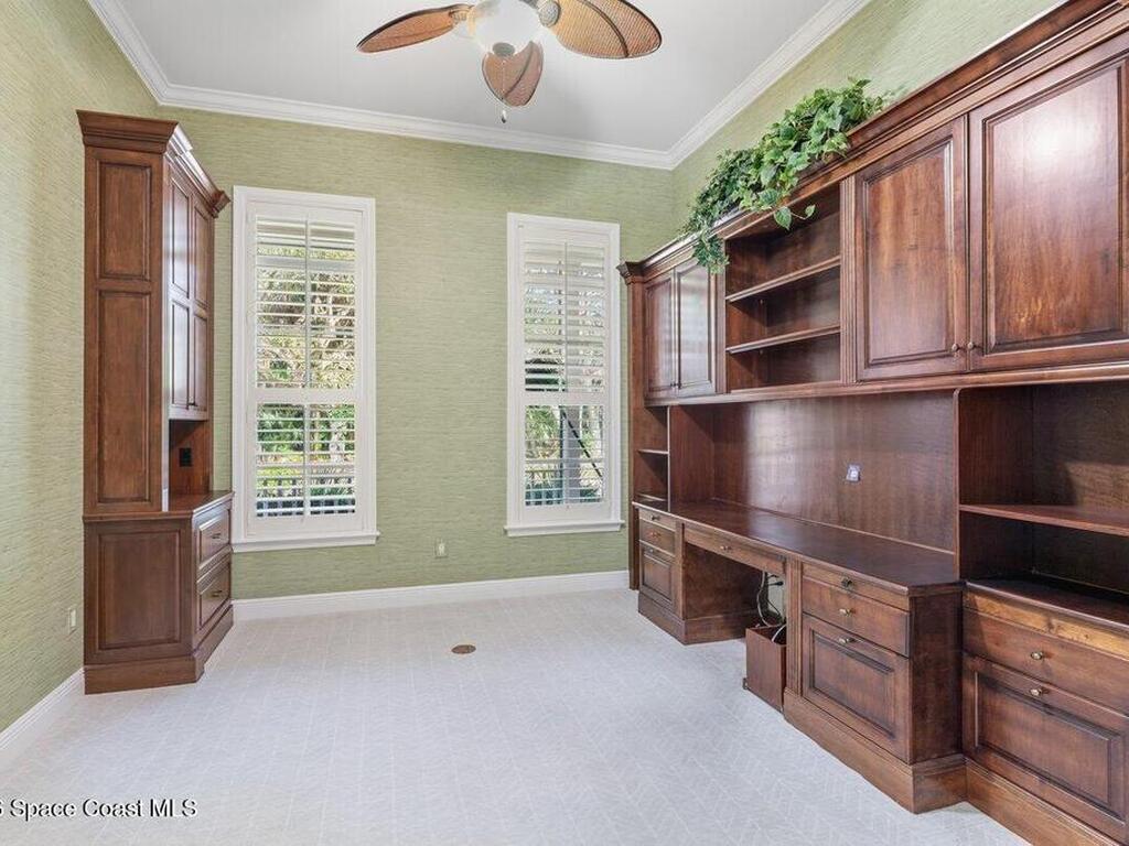 651 N Tomahawk Trail, Indian River Shores, FL 32963