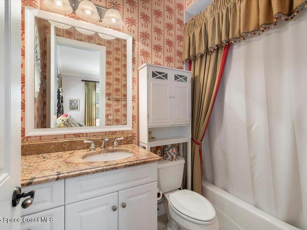 651 N Tomahawk Trail, Indian River Shores, FL 32963