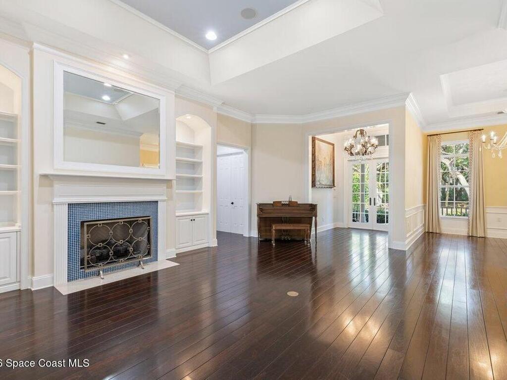 651 N Tomahawk Trail, Indian River Shores, FL 32963