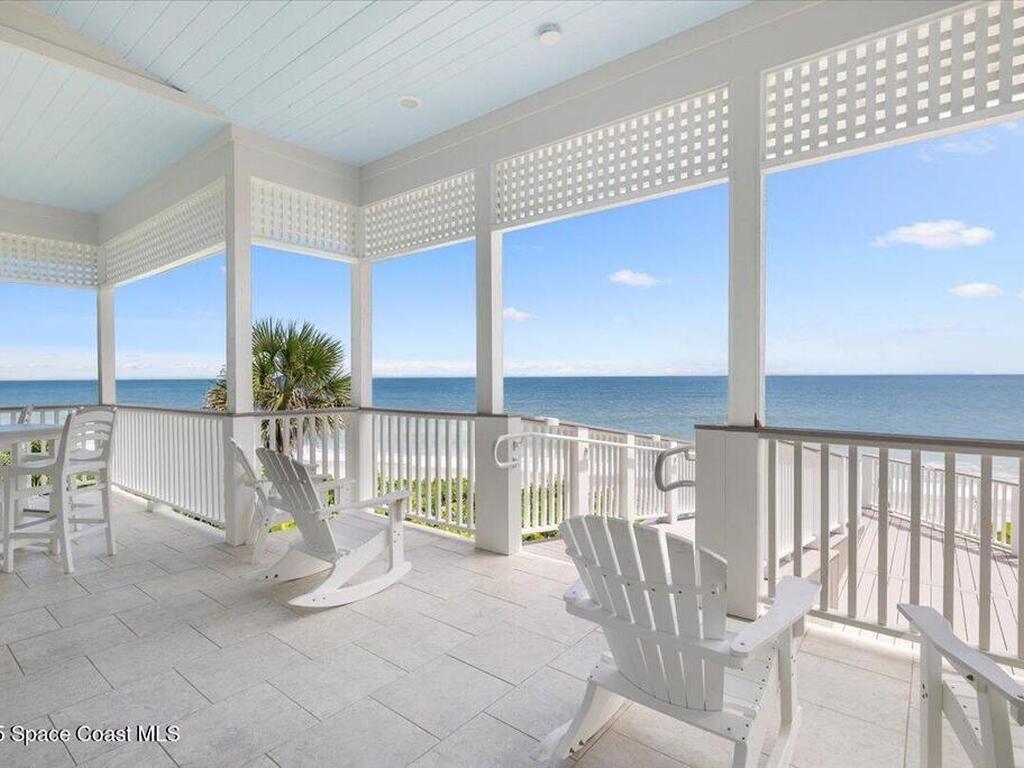 651 N Tomahawk Trail, Indian River Shores, FL 32963