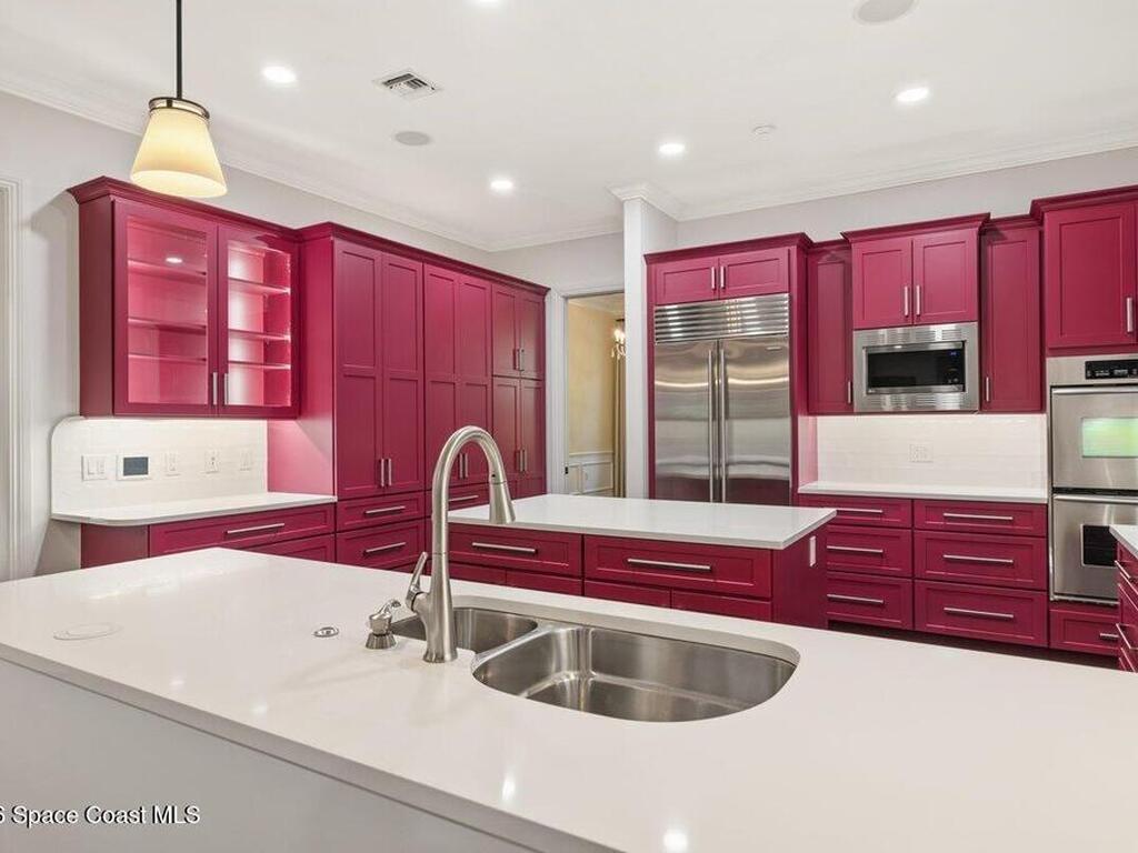 651 N Tomahawk Trail, Indian River Shores, FL 32963