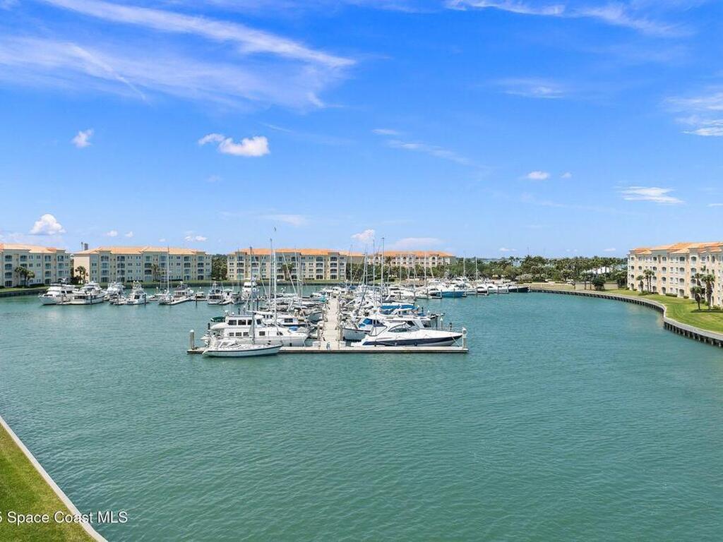 17 Harbour Isle Drive, Hutchinson Island, FL 34949