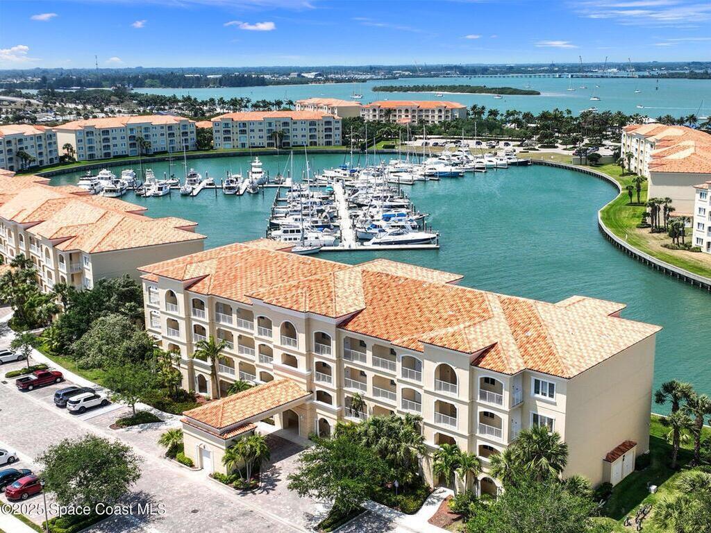 17 Harbour Isle Drive, Hutchinson Island, FL 34949