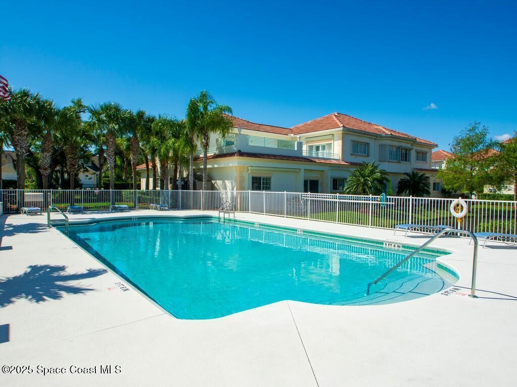 520 7th Square, Vero Beach, FL 32962
