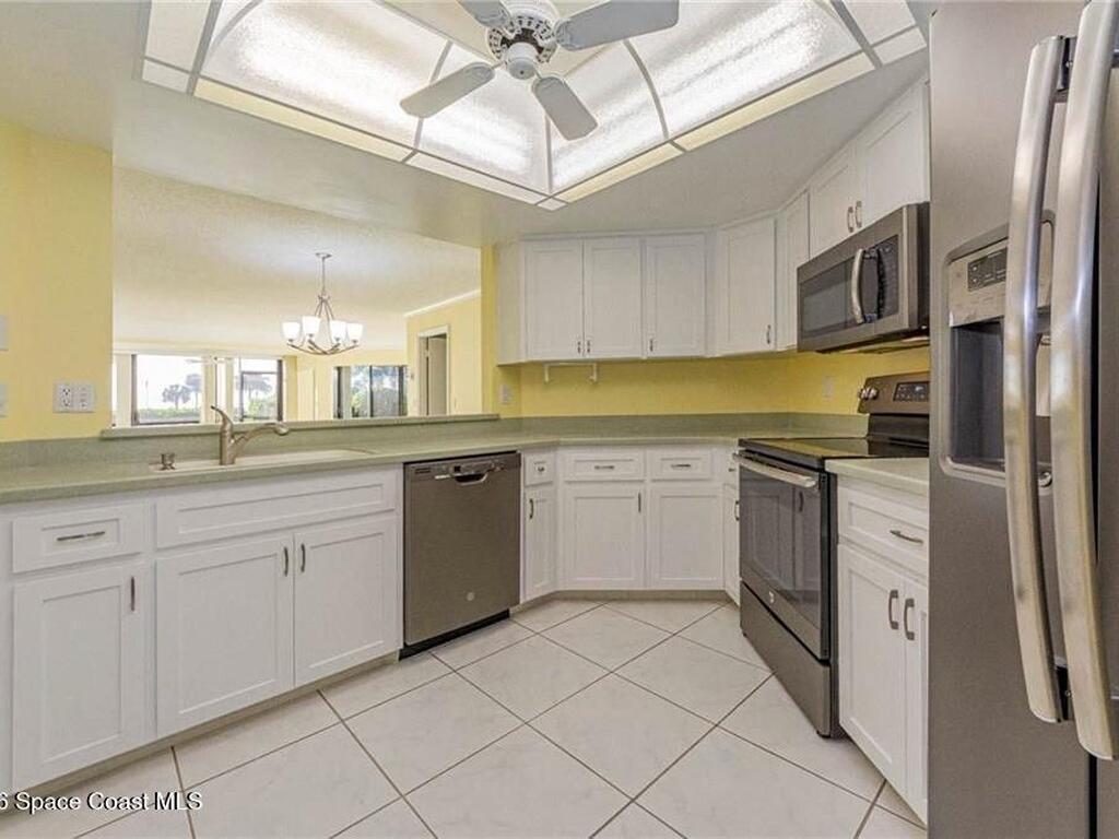 1821 Mooringline Drive, Vero Beach, FL 32963